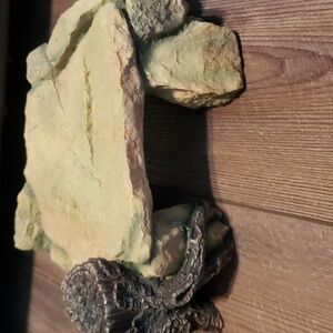 Reptile/Fish Hideout